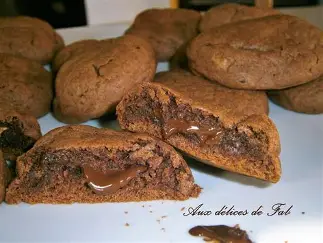 Biscuits fourrés au chocolat