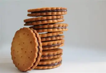 Biscuits fourrés au chocolat